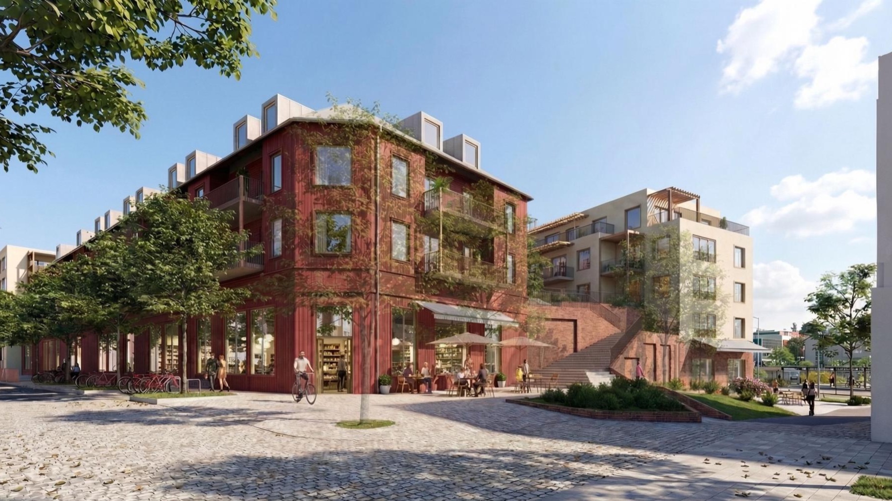Torget foran Heimdal Torg en sommerdag, med kafébord under parasoller og trapp opp mot gårdsrommet.